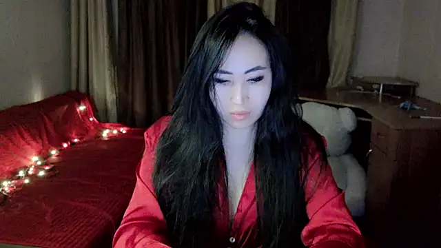 AsianQueens online show from 02.20.25