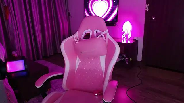 Snapshot of AsianQueens chatting on 03.02.26 AsianQueens online show from 03.02.26