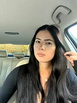 clairewntr online show from 11.02.25