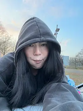 clairewntr online show from 02.07.26