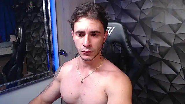 Latino stud4u online show from 03.02.25