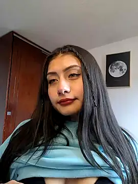 Snapshot of _Danna chatting on 01.07.25  Danna online show from 01.07.25