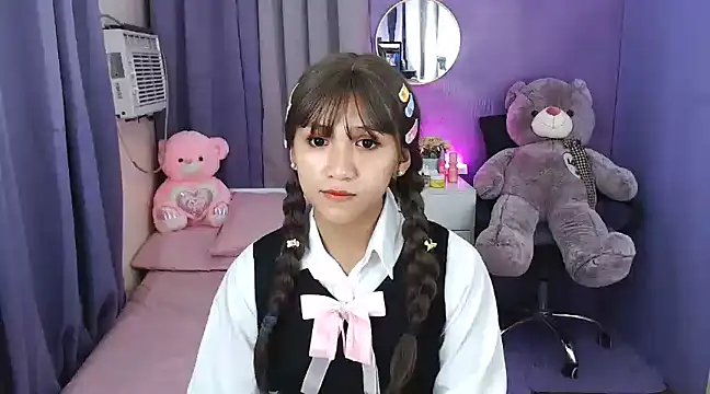 urlovelyfreya online show from 02.18.25