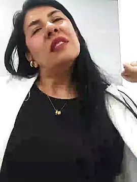 aisha latina online show from 12.11.24