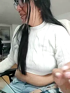 aisha latina online show from 03.11.26