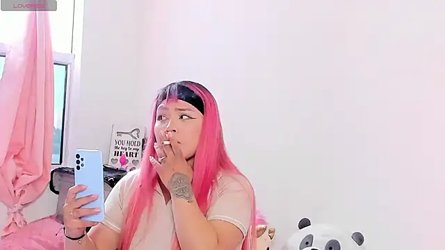 Snapshot of SophieRossi chatting on 03.16.26 SophieRossi online show from 03.16.26