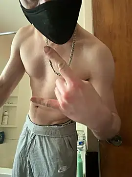 Snapshot of Cloudd_Kingg_Iceyyy chatting on 05.06.26 Cloudd Kingg Iceyyy online show from 05.06.26