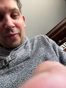 Taxidriver1988 online show from 03.18.25