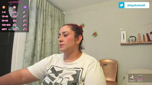 agathaxxx-69 online show from 02.06.25