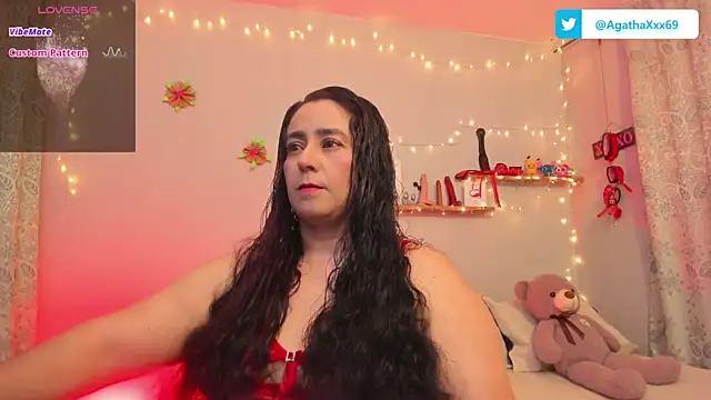 agathaxxx-69 online show from 02.07.25