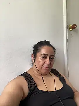 Snapshot of agathaxxx-69 chatting on 03.15.26 agathaxxx-69 online show from 03.15.26