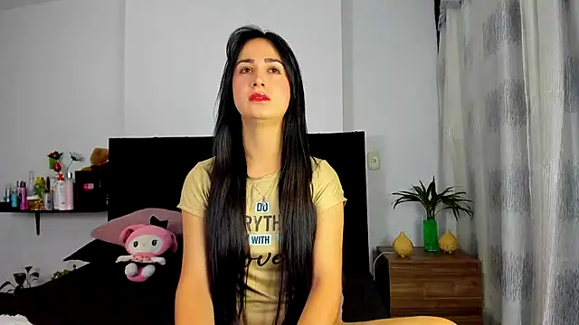 AndreaStivens online show from 12.18.25