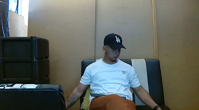 Black hot266 online show from 12.10.24