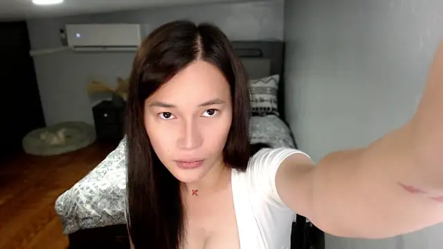 AmazingLuchie online show from 03.19.26