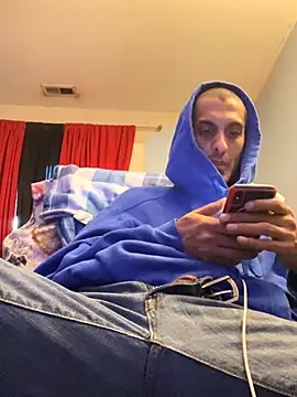 Snapshot of hottboyy45 chatting on 10.23.25 hottboyy45 online show from 10.23.25