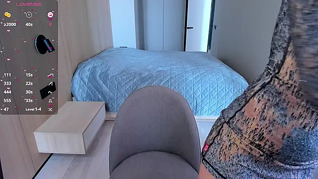 Aquilaris  online show from 03.12.25