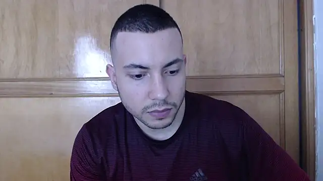 Snapshot of Armando_2002 chatting on 06.24.26 Armando 2002 online show from 06.24.26