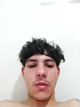 Snapshot of eu_poseison chatting on 11.16.25 eu poseison online show from 11.16.25