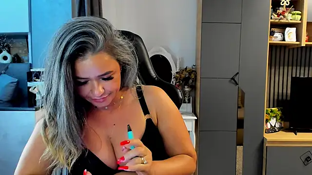 Claire95  online show from 09.15.25