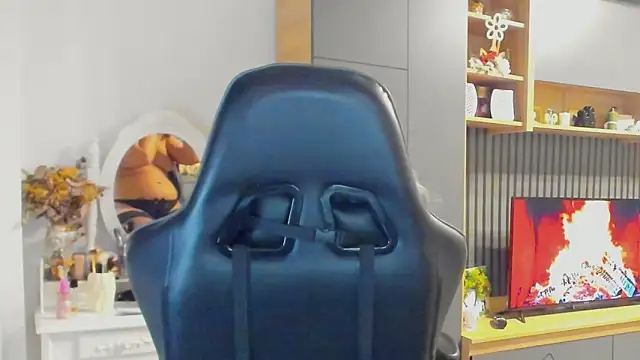 Claire95  online show from 11.03.25