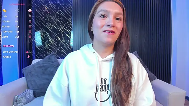 miataylorr1 online show from 01.10.25