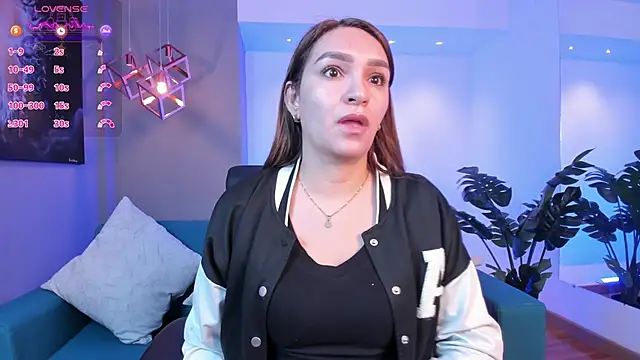 miataylorr1 online show from 10.29.25