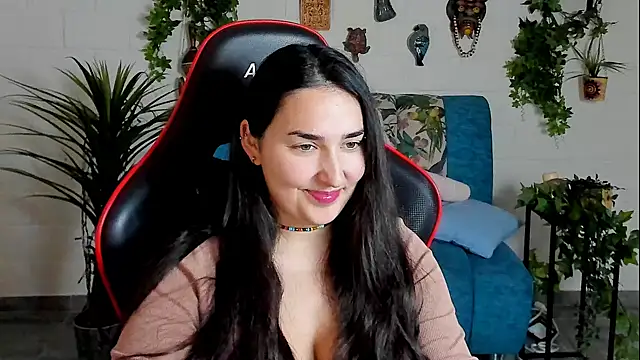 CeceliaJohnson online show from 01.17.25