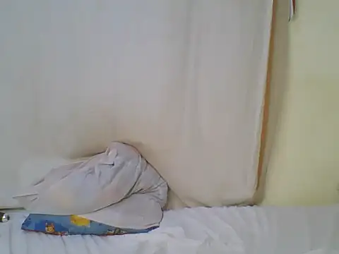 Snapshot of cute_lavenda chatting on 03.25.26 cute lavenda online show from 03.25.26