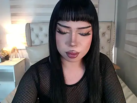 Snapshot of RebecaNextToYou chatting on 06.04.26 RebecaNextToYou online show from 06.04.26