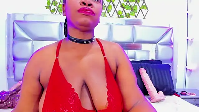 SweeT Ebonyyx online show from 10.12.25