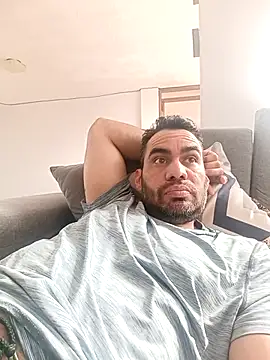 javiermarval83 online show from 02.19.26