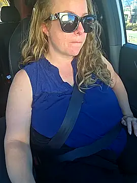 julimonroe online show from 11.13.25