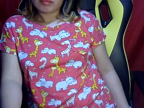    zurIII09  online show from 03.16.25