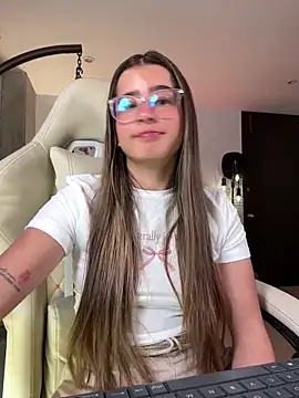 Snapshot of Stormiie777 chatting on 02.24.26 Stormiie777 online show from 02.24.26