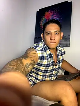 Snapshot of Colton_Massif chatting on 09.18.25 Colton Massif online show from 09.18.25