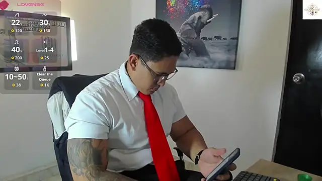 Snapshot of Colton_Massif chatting on 10.21.25 Colton Massif online show from 10.21.25