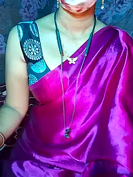 Snapshot of XBHUUME chatting on 12.24.24 XBHUUME online show from 12.24.24