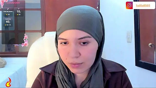 MatchedEyebrow online show from 10.10.25