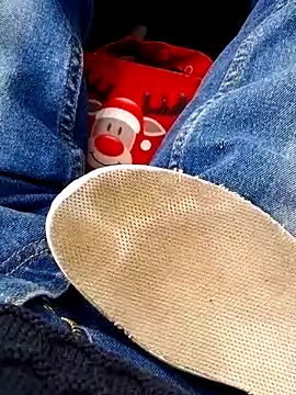 Snapshot of feet_toes chatting on 03.14.25 feet toes online show from 03.14.25