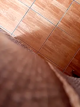 Snapshot of feet_toes chatting on 03.22.25 feet toes online show from 03.22.25