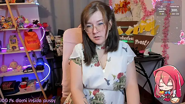 HunnyyLove online show from 09.26.25