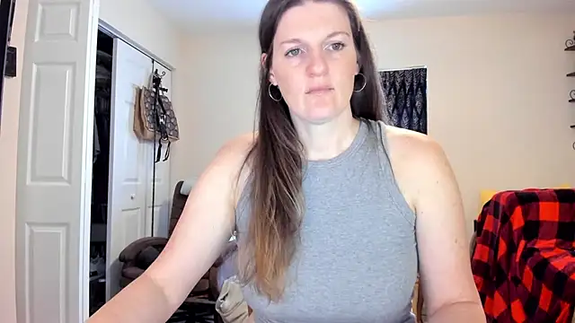 Snapshot of Kelly_Carolina chatting on 12.15.24 Kelly Carolina online show from 12.15.24