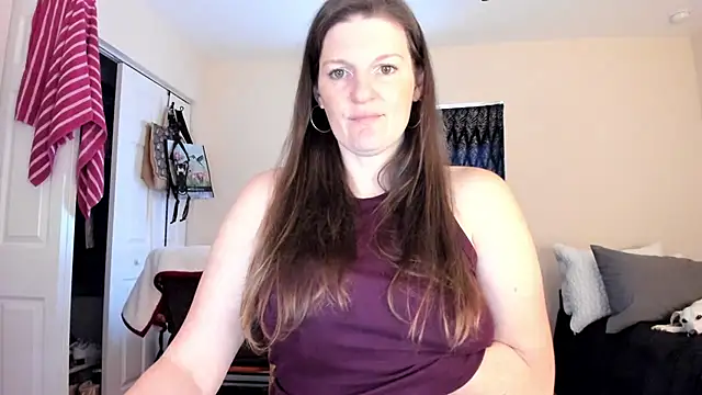Snapshot of Kelly_Carolina chatting on 01.02.25 Kelly Carolina online show from 01.02.25