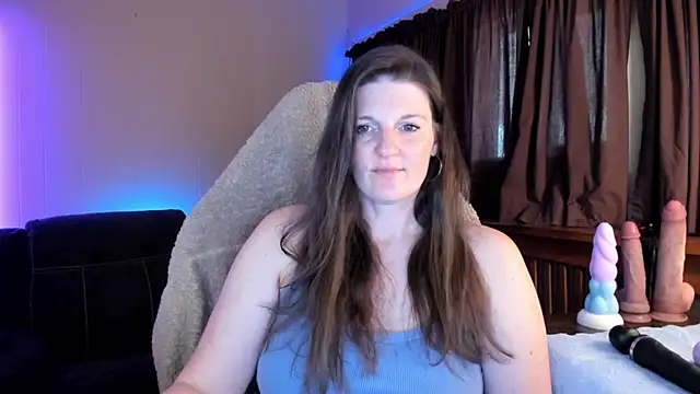 Snapshot of Kelly_Carolina chatting on 10.06.25 Kelly Carolina online show from 10.06.25