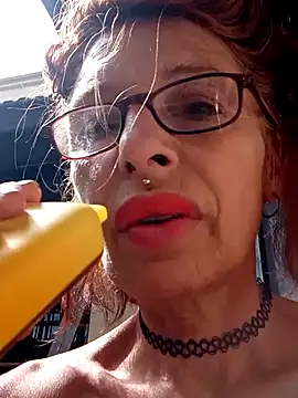 FrozenWaffle online show from 02.15.25