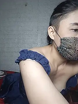  Shimmerlyn  online show from 07.04.26