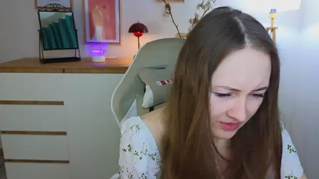 freya nilsson online show from 03.04.25