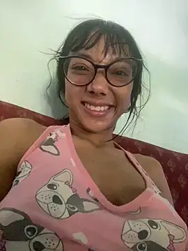 Snapshot of Karmakuro chatting on 09.23.25 Karmakuro online show from 09.23.25