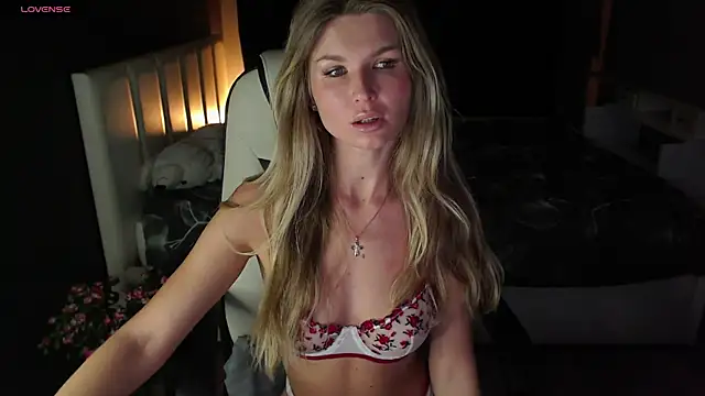 AngelMiaM online show from 01.29.25