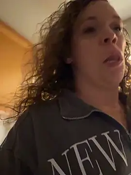 AuroraSummers online show from 10.24.25